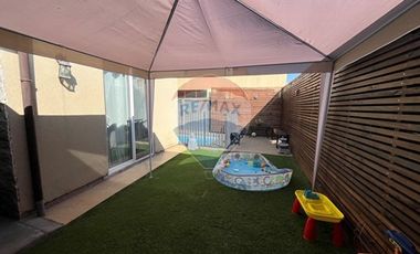 Casa Bosques Andinos 4D + 3B + Piscina + Quincho