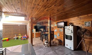 Casa Bosques Andinos 4D + 3B + Piscina + Quincho