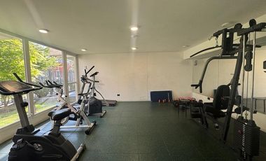 ¡Exclusivo depto. en San Miguel, 2D+2B y terraza!