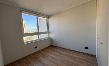 ¡Exclusivo depto. en San Miguel, 2D+2B y terraza!