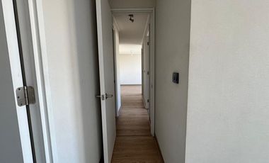 ¡Exclusivo depto. en San Miguel, 2D+2B y terraza!