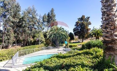 Terreno Ideal en El Tabo: 10,640 m² para Proyectos