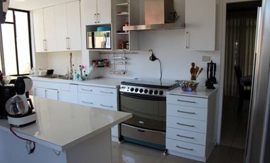 AMPLIA CASA EN JARDINES DEL SUR