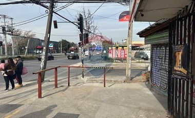 Esquina 6 Locales Comerciales Av Pajaritos