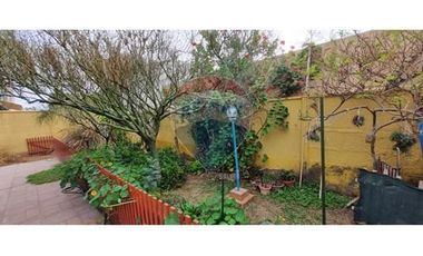 CASA JARDINES DEL SUR 3D 2B VISTA DESPEJADA