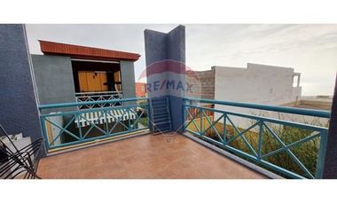 CASA JARDINES DEL SUR 3D 2B VISTA DESPEJADA