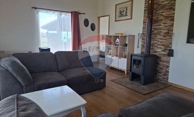 CASA EQUIPADA EN LOS MUERMOS 3 DORMITORIOS FULL