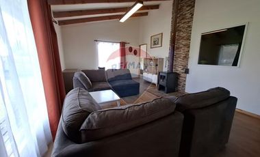 CASA EQUIPADA EN LOS MUERMOS 3 DORMITORIOS FULL