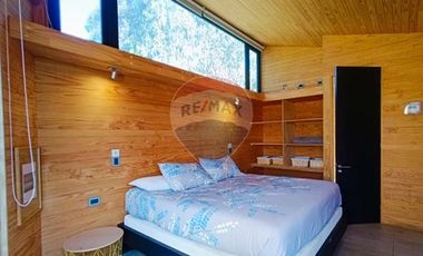 Casa moderna y amoblada en  Punta de Lobos