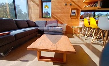 Casa moderna y amoblada en  Punta de Lobos