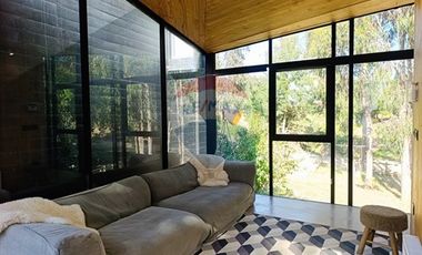 Casa moderna y amoblada en  Punta de Lobos