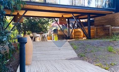 Casa moderna y amoblada en  Punta de Lobos