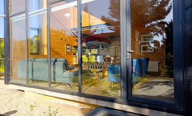 Casa moderna y amoblada en  Punta de Lobos