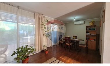 Casa de 122m² en condominio / 3 dormitorios