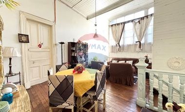 Propiedad comercial Hostal. Metro República