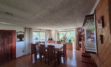 Espectacular casa y parcela en Linares