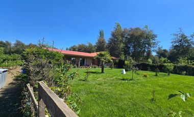 Espectacular casa y parcela en Linares