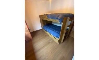 CASA DE MONTAÑA EN VALLE SHANGRI - LA