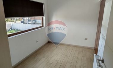 EXCELENTE CASA EN VENTA EN LOS ANGELES