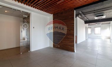 OF. Planta Libre 104,64 Mts2 Metro P.  de Valdivia