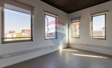 OF. Planta Libre 104,64 Mts2 Metro P.  de Valdivia