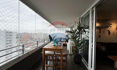 Lujoso departamento en altura con vista soñada