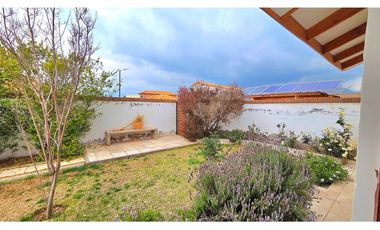 OPORTUNIDAD EQUIPADA -CASA EN CONDOMINIO-LOS ANDES