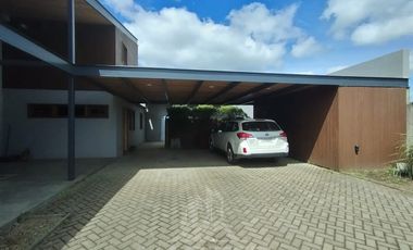 Casa en Venta en COD39314 En exclusivo condominio en Portal de La Frontera