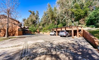 Casa remodelada y maravilloso jardín formado