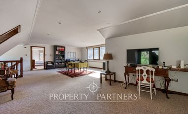 Casa remodelada y maravilloso jardín formado