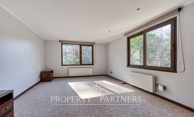 Casa remodelada y maravilloso jardín formado