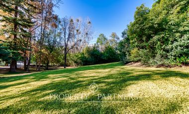 Casa remodelada y maravilloso jardín formado