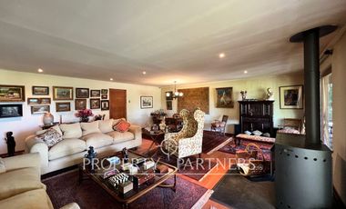 Espectacular casa patronal en terreno soñado