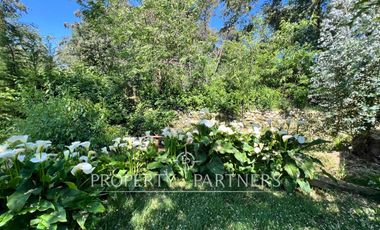 Espectacular casa patronal en terreno soñado