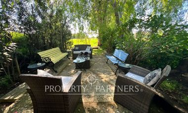 Espectacular casa patronal en terreno soñado