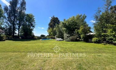 Espectacular casa patronal en terreno soñado