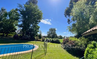 Espectacular casa patronal en terreno soñado