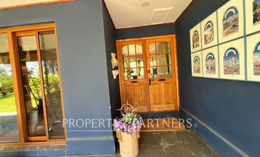 Espectacular casa patronal en terreno soñado