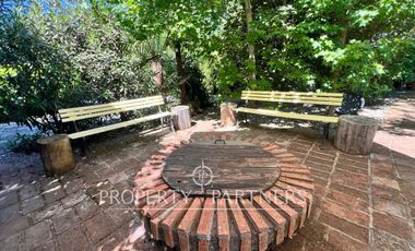 Espectacular casa patronal en terreno soñado