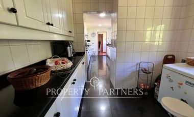 Espectacular casa patronal en terreno soñado