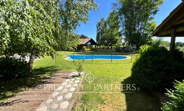 Espectacular casa patronal en terreno soñado