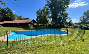 Oportunidad única, espectacular casa en Parcela de Lujo
