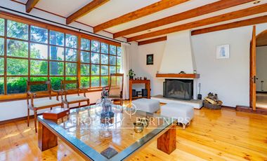 Hermosa propiedad en condominio con seguridad 24/7. Excelente estado