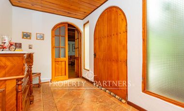 Hermosa propiedad en condominio con seguridad 24/7. Excelente estado