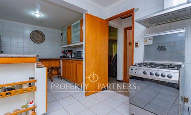 Hermosa propiedad en condominio con seguridad 24/7. Excelente estado