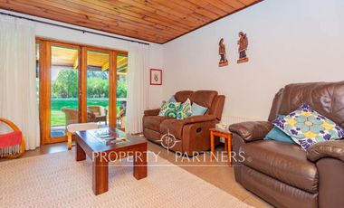 Hermosa propiedad en condominio con seguridad 24/7. Excelente estado