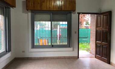 Casa en alquiler - Garin-Centro