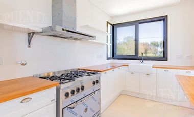 Casa en Campos de Roca 2