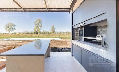 Casa en Campos de Roca 2