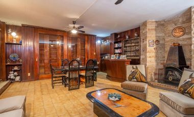 Casa en venta - 4 Dormitorios 4 Baños - Córdoba